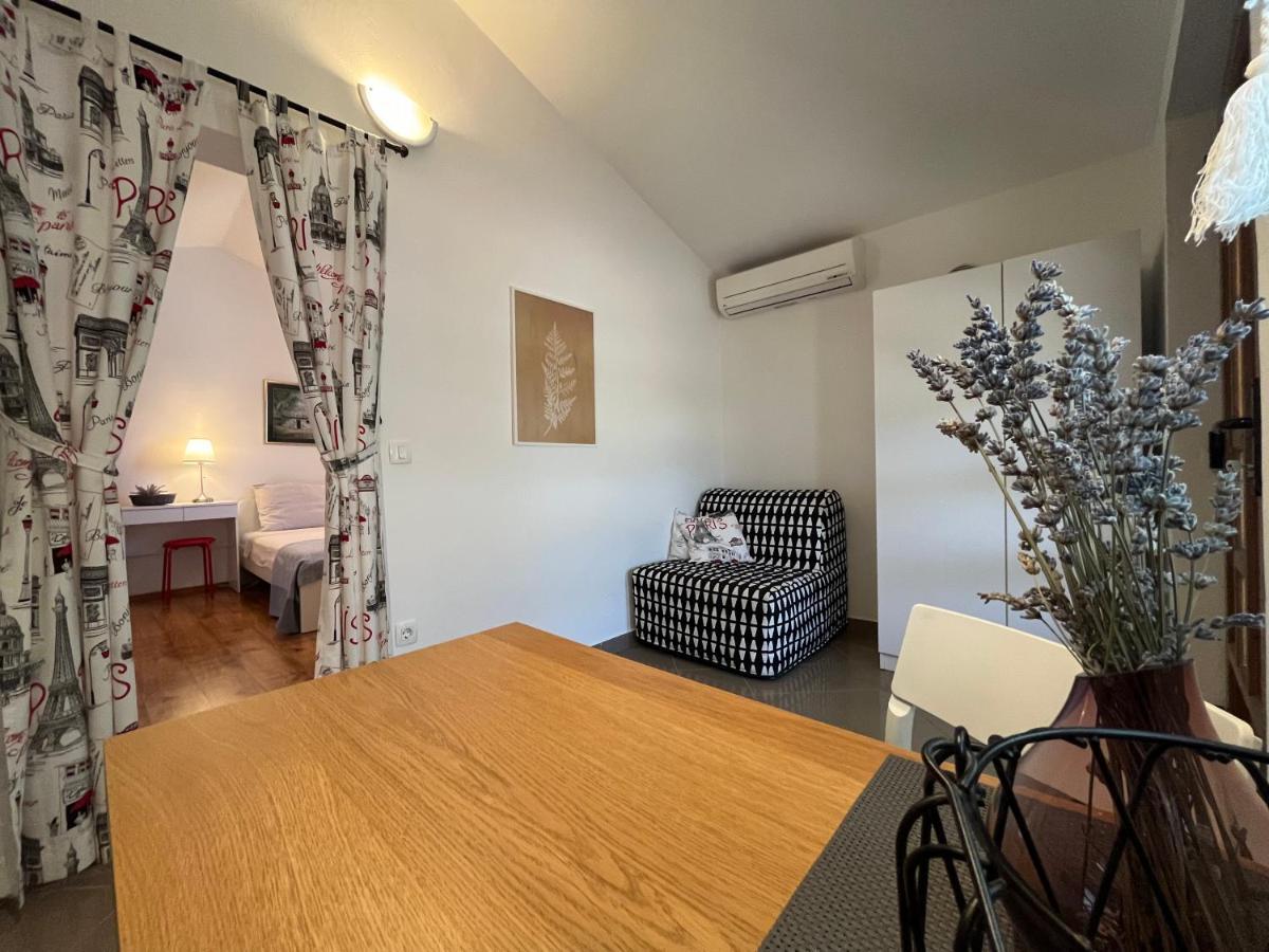 Apartment Cozy&Quiet Rovinj Buitenkant foto